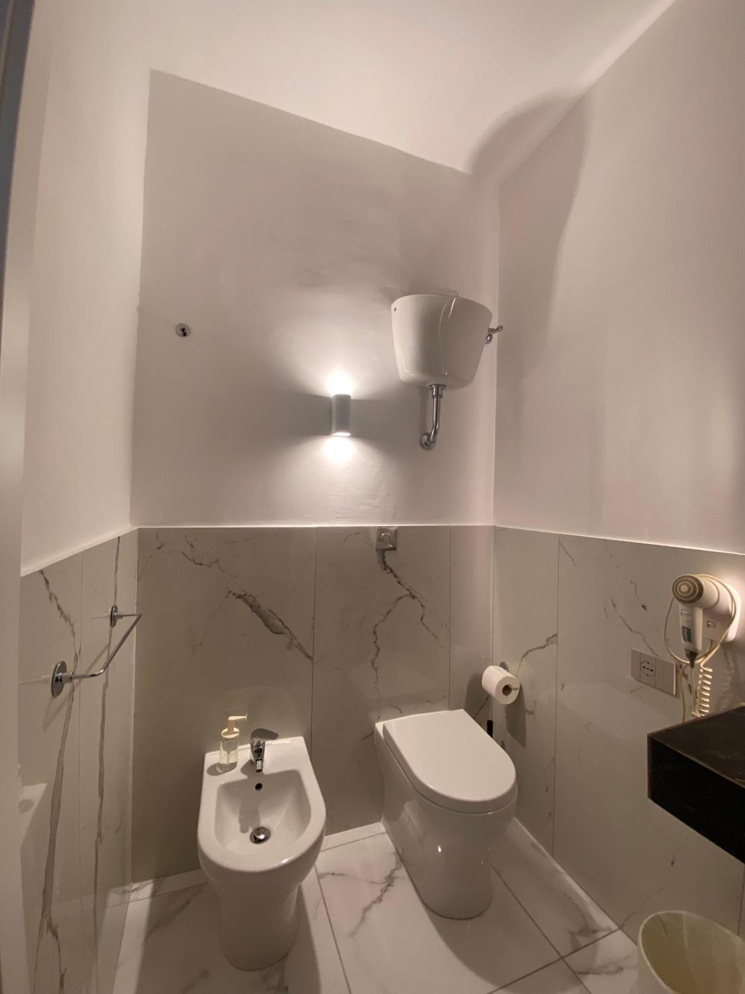 La Dimora Di Marti " Vicino Al Centro Storico Di Napoli" Bed & Breakfast Exterior foto