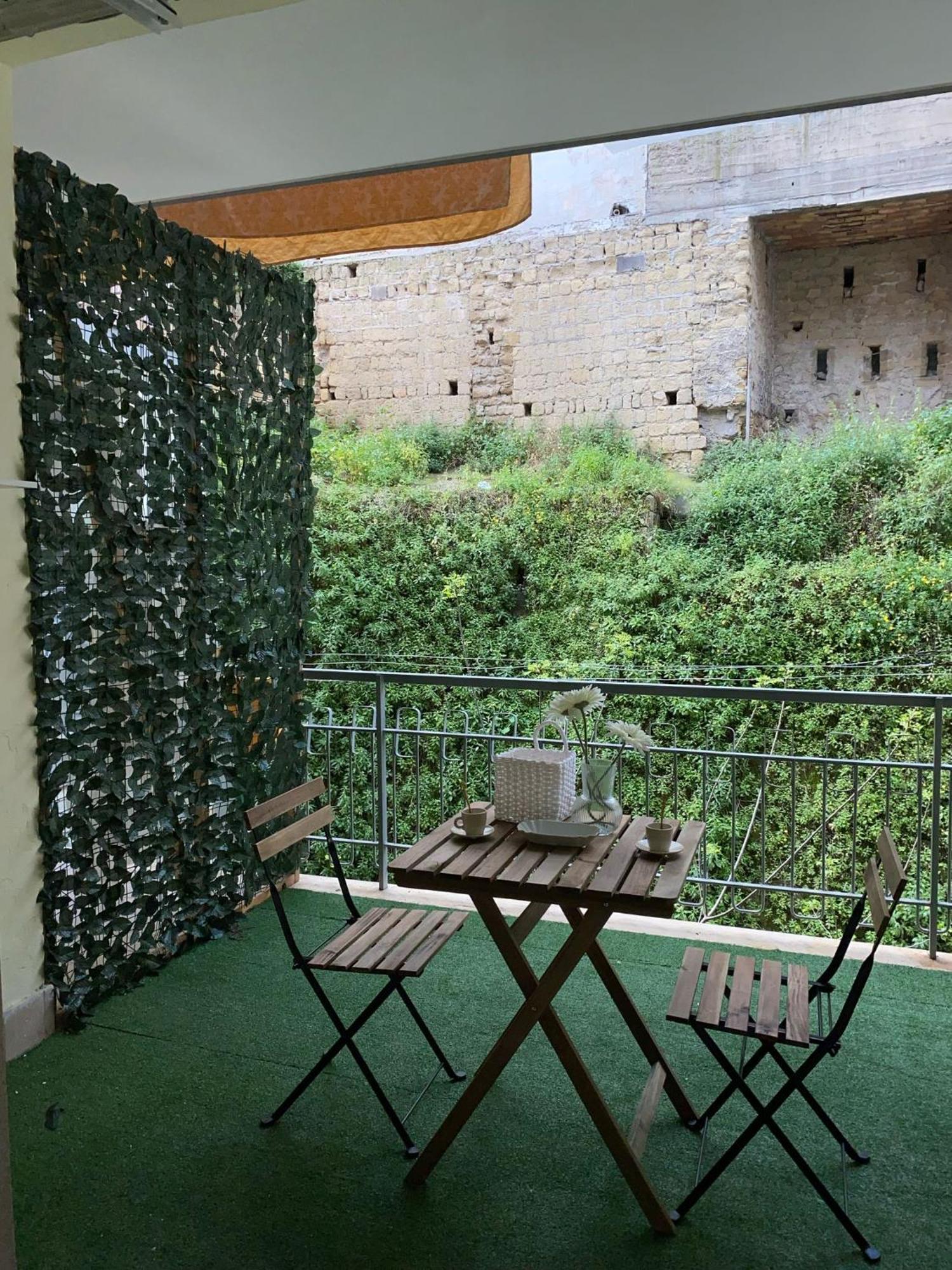 La Dimora Di Marti " Vicino Al Centro Storico Di Napoli" Bed & Breakfast Exterior foto